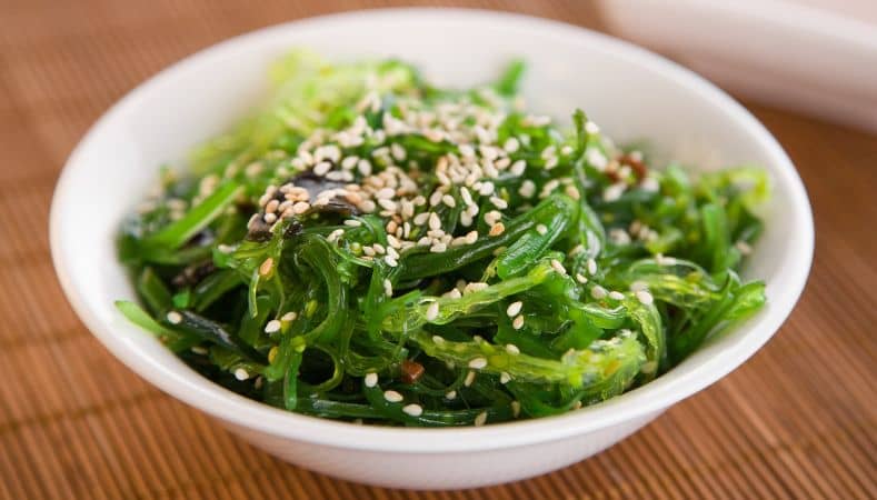 Ensalada de algas wakame