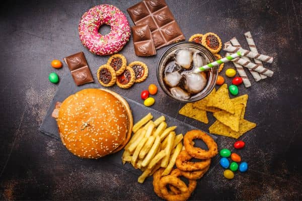 Comida Rápida, bollería industrial, donuts, chocolate relleno, coca-cola, gominolas